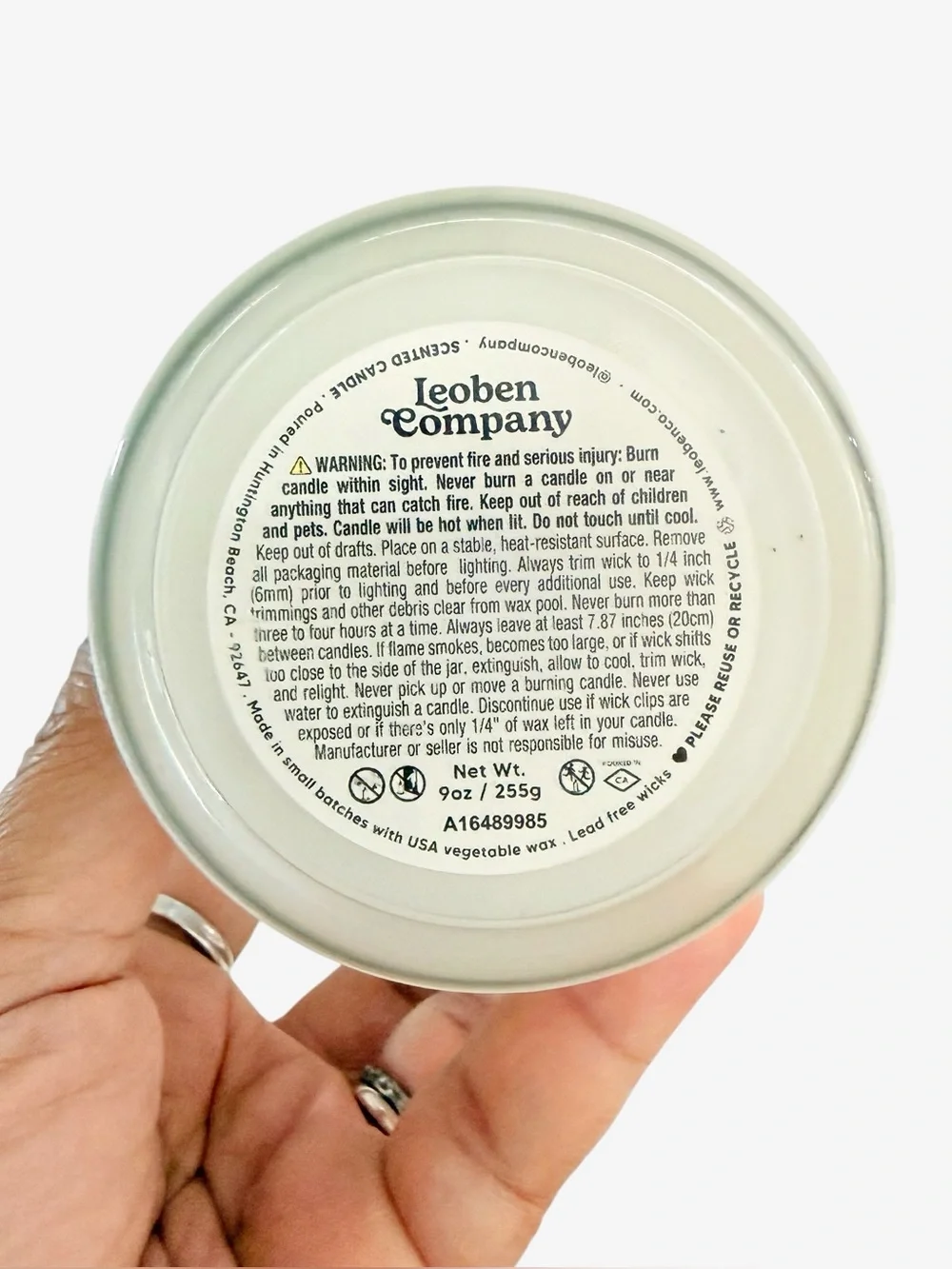 Leoben Company Sicilian Lemon Scented Candle - White blue yellow